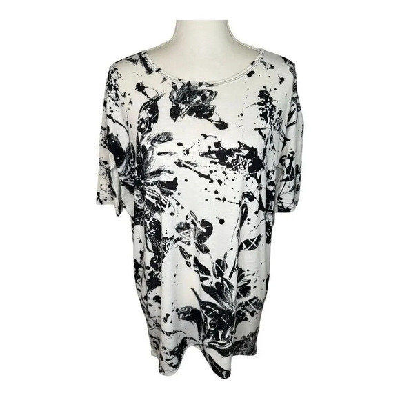 NEW LuLaRoe Women’s XXS Black & White Abstract Print Irma High Low Tunic Top NWT - Picture 1 of 8